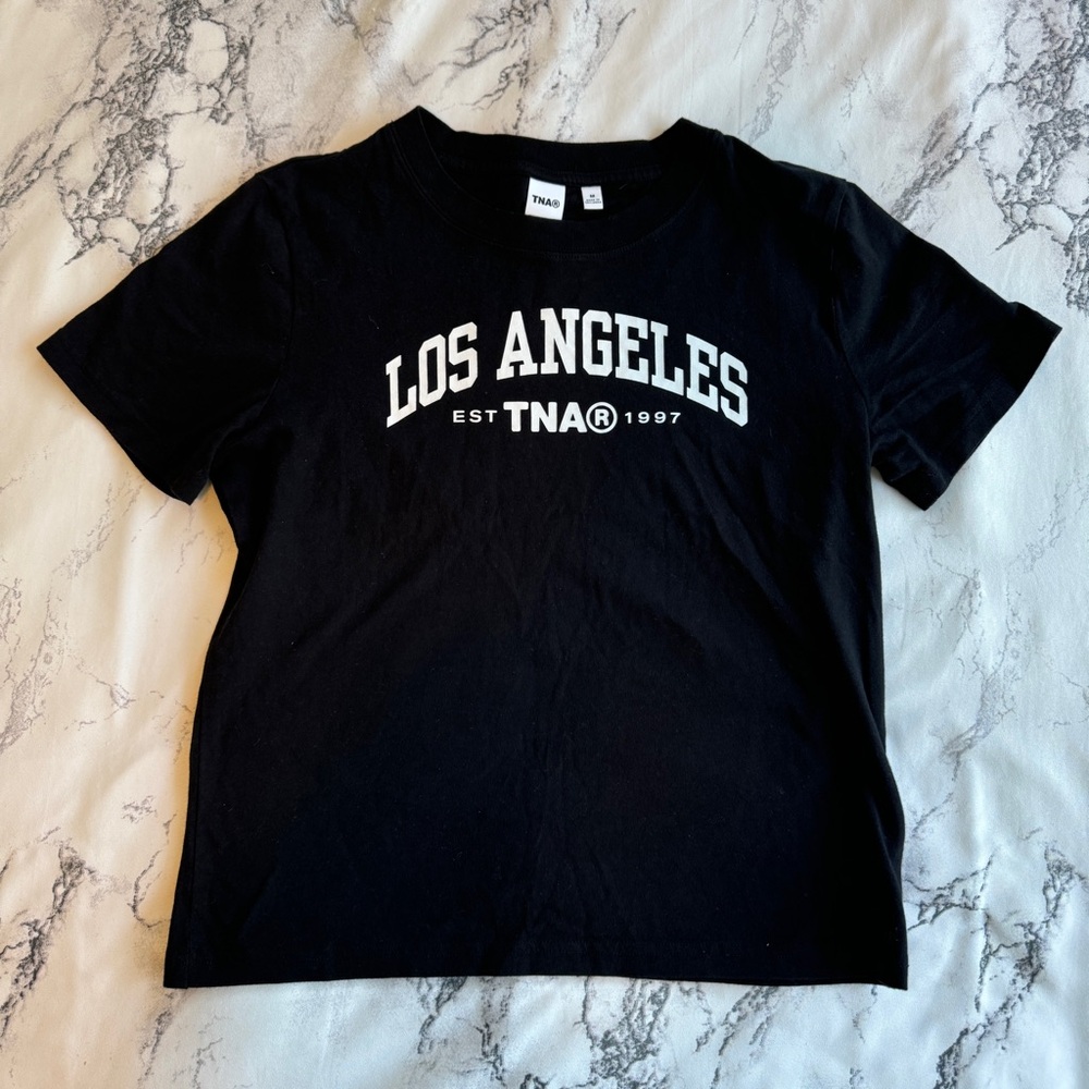 Aritzia TNA baby graphic tshirt